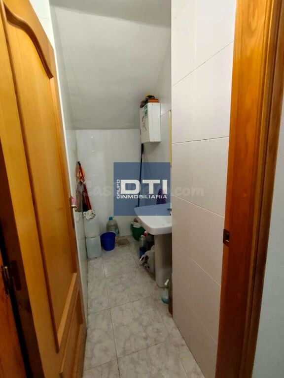 Venta de Local cerca del centro, con Potencial Total Fachada - foto 5