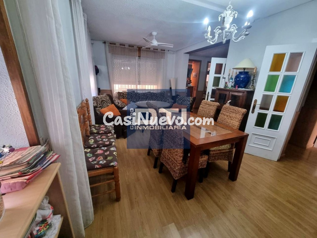 Chalet pareado en zona Fátima con amplitud y excelente comunicación. Albacete