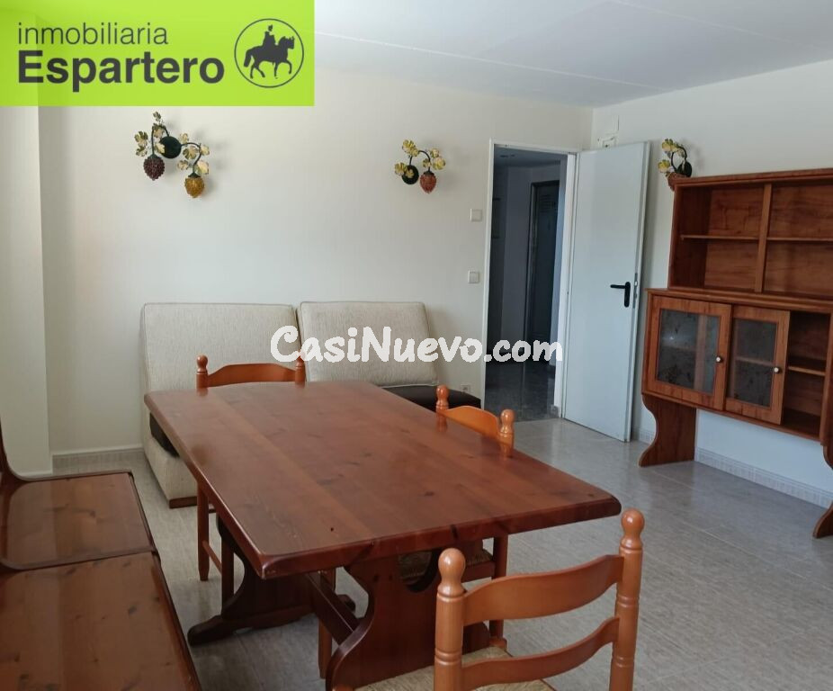 Oportunidad Única en Villamediana de Iregua: Merendero con Acceso a Urbanización y Piscina