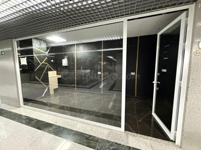 Local comercial en Venta en Sotogrande Cádiz - foto 3