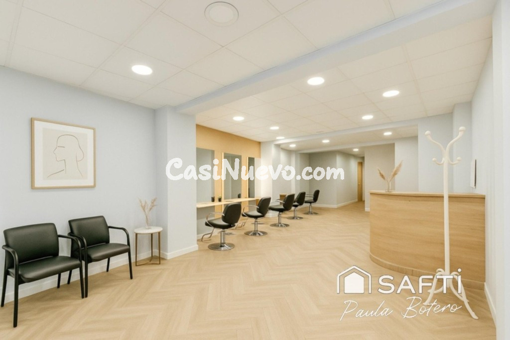 SE VENDE LOCAL COMERCIAL CON NEGOCIO FUNCIONANDO EN EL CENTRO DE VILANOVA I LA GELTRU