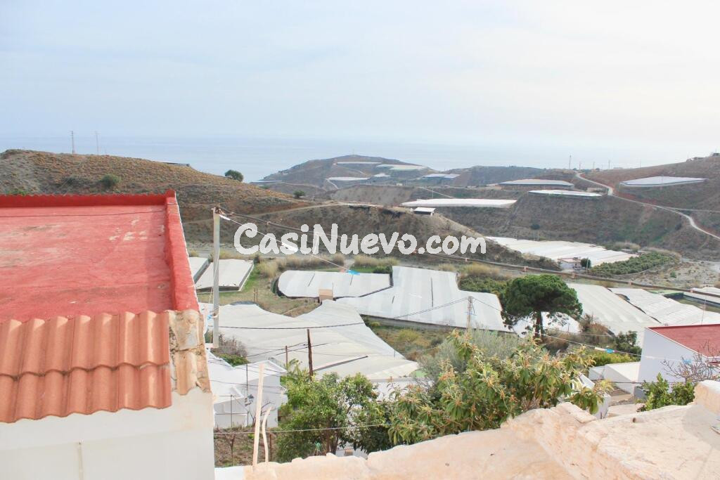 Casa de pueblo 4 habitaciones vista mar buen precio - no cobramos comisión a compradores.