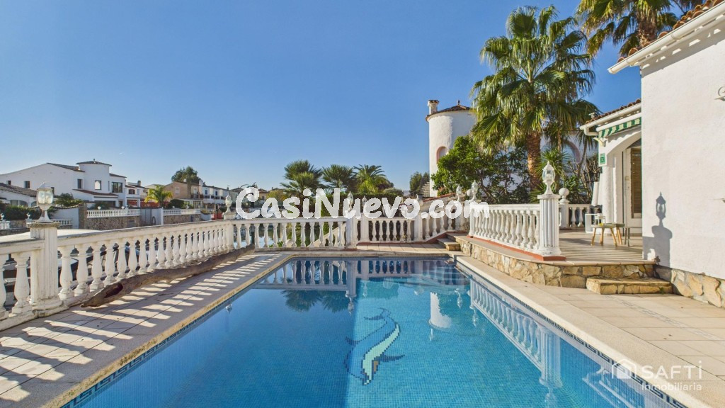 Casa con amarre privado en Empuriabrava