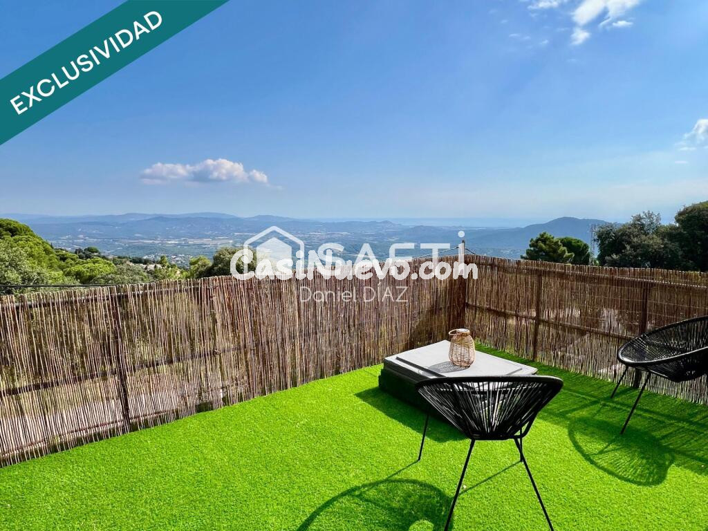 Casa con domótica, piscina y vistas a la costa brava