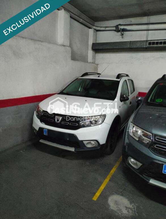 Plaza de garaje en el centro de Santa Coloma