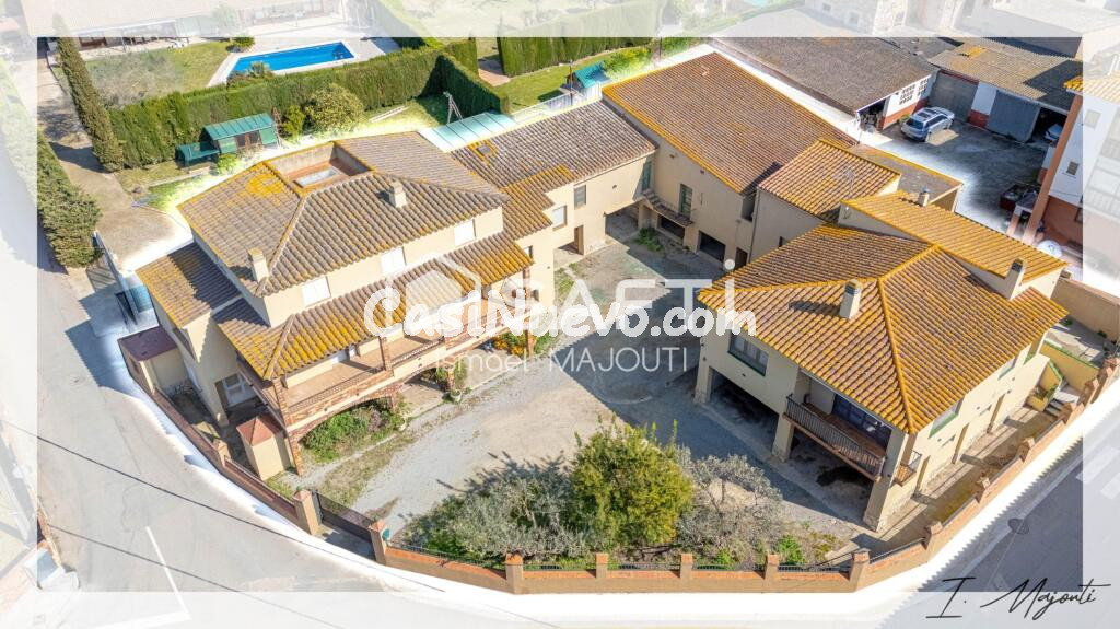 Encantadora casa de pueblo en Ullà.