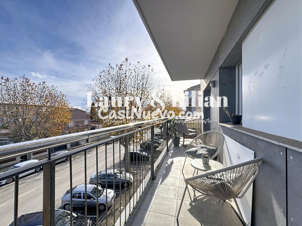 OPORTUNIDAD ÚNICA – Apartamento con parking, piscina y ascensor