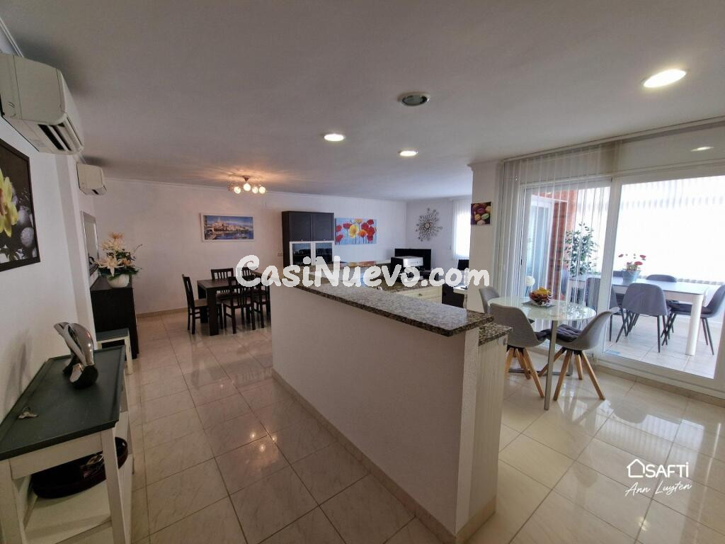 Ático en venta centro Roses