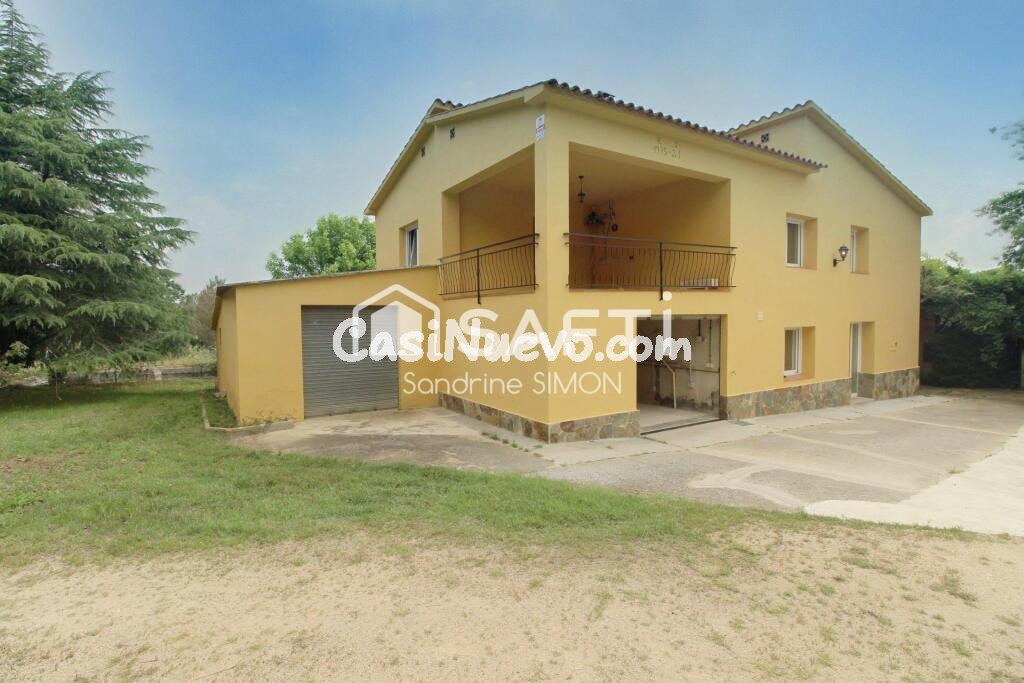 MASIA REFORMADA CON PARCELA DE 12.934M2