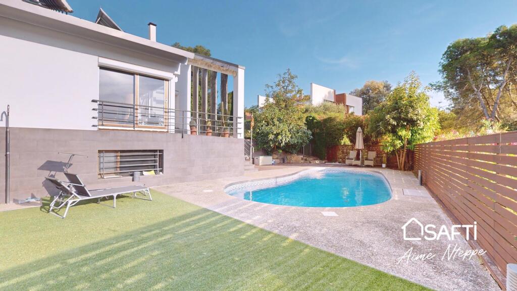 EXCLUSIVO CHALET - VISTAS PANORAMICAS CUIDAD GIRONA - VALL D