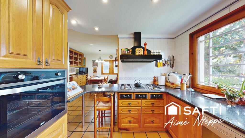 EXCLUSIVO CHALET - VISTAS PANORAMICAS CUIDAD GIRONA - VALL D - foto 24