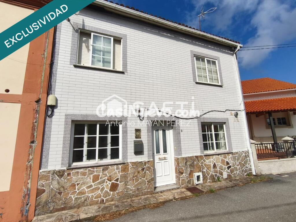 CASA EN VENTA EN A POBRA DO CARAMIÑAL