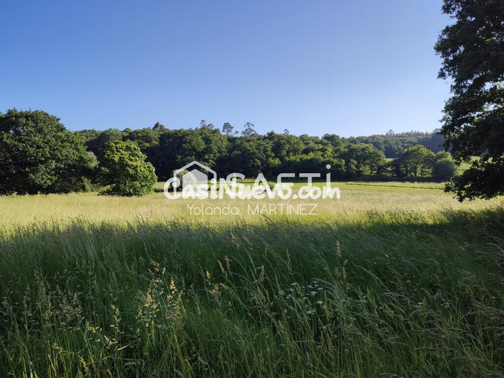 Finca edificable en LG de Gunín – A solo 15 minutos de Santiago de Compostela