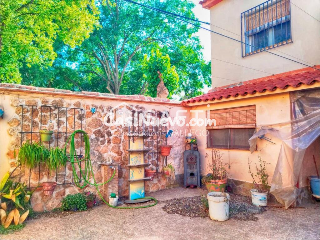 VIVIENDA DISPONIBLE EN CINCO CASAS Sin cobrar comisión al comprador.