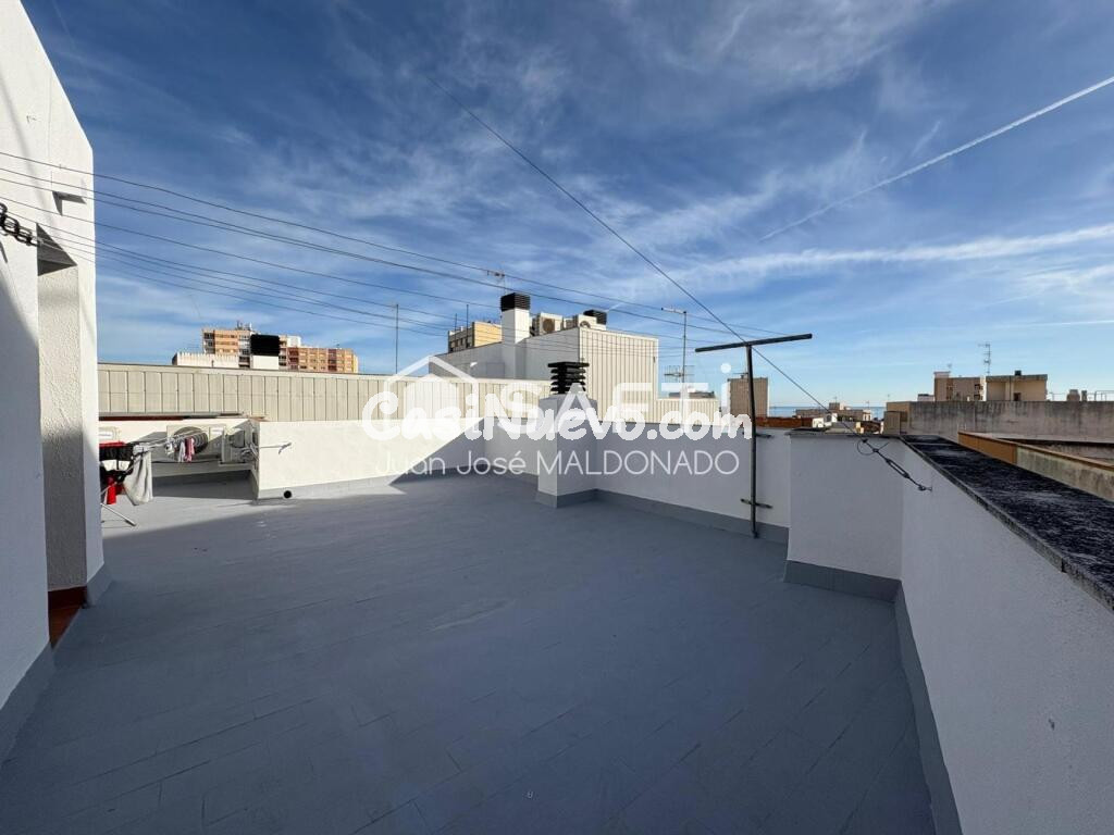 Apartamento reformado con licencia turística a 180 m del mar en Vinaròs