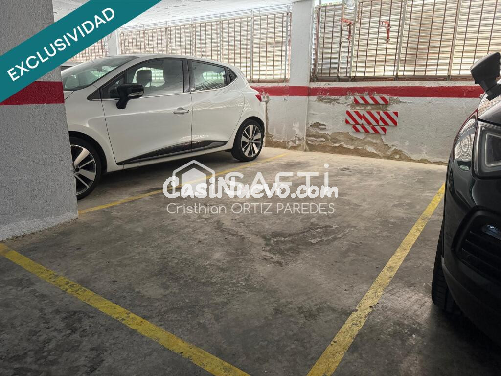 Plaza de parking en Malgrat( Manuel de Falla)
