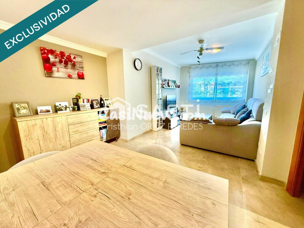 Bajo reformado con terraza interior en Blanes