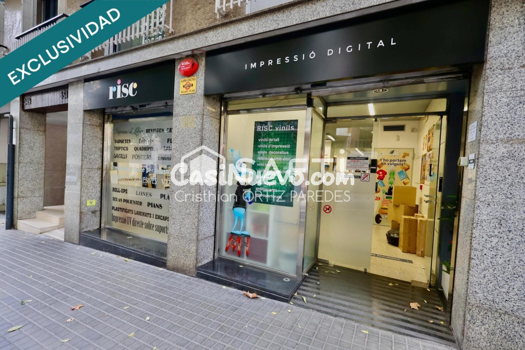 Imprenta digital  en pleno funcionamiento en Barcelona