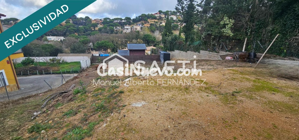 Terreno con vistas a la montaña en Lloret Residencial
