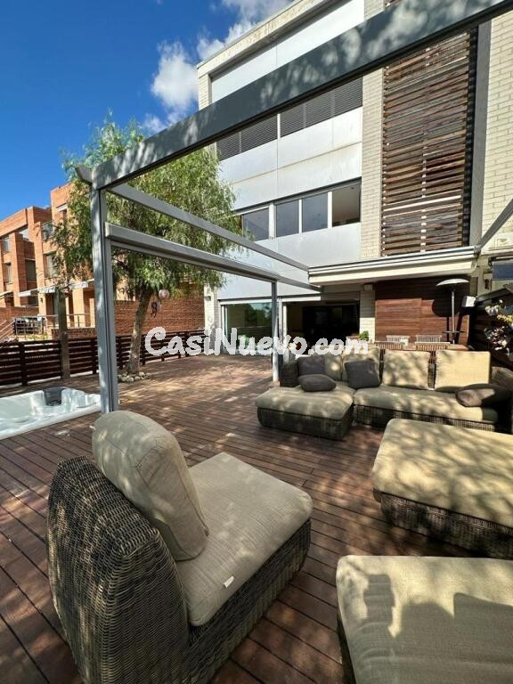 Espectacular Casa con jardín y vista en la Bonanova