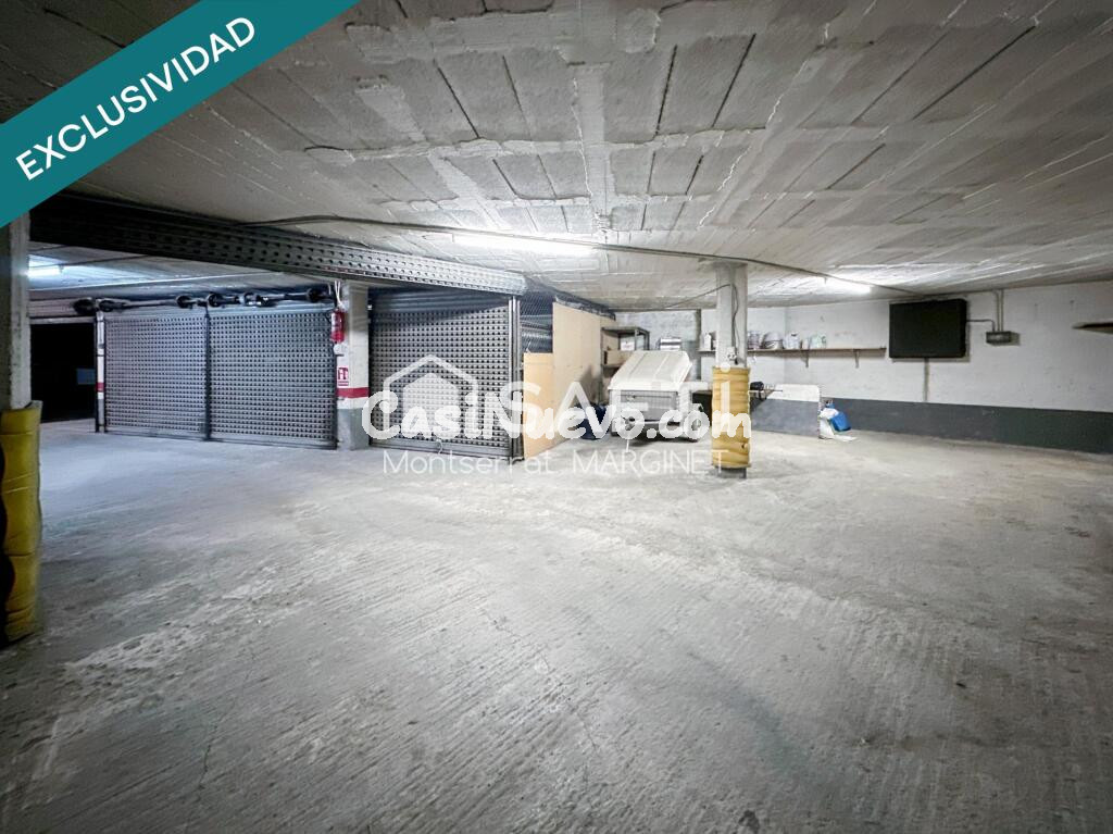 Garaje en venta en Berga de 50m2.