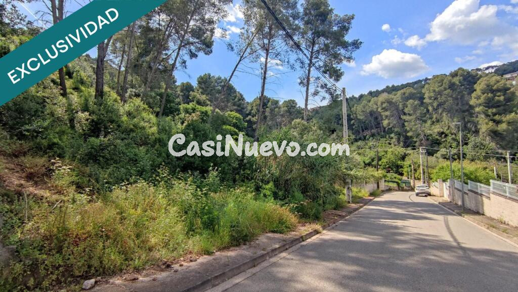 TERRENO DE 2300M2 EDIFICABLE EN CERVELLO.