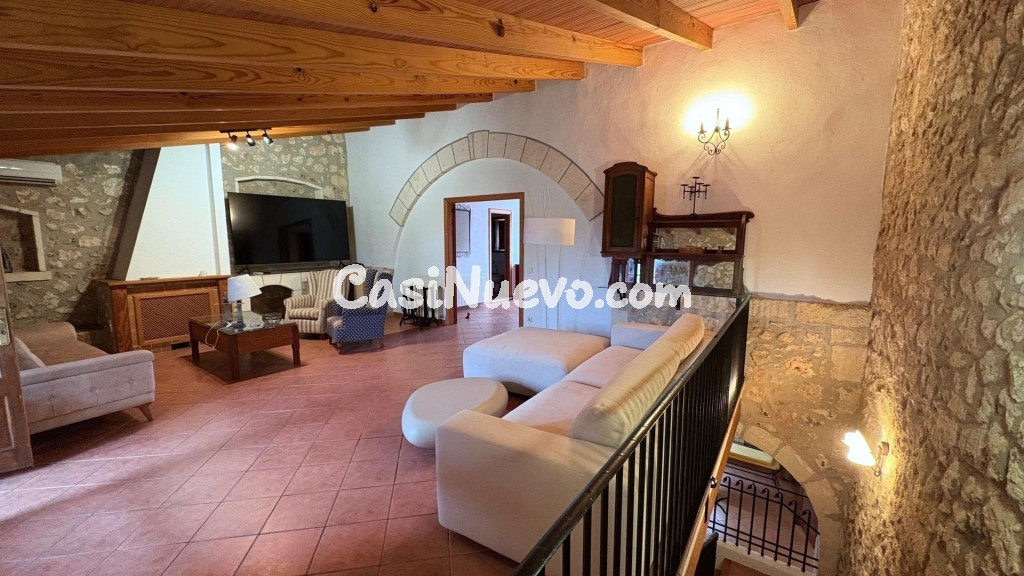 PRECIOSA CASA DE CAMPO CON VISTAS DESPEJADAS