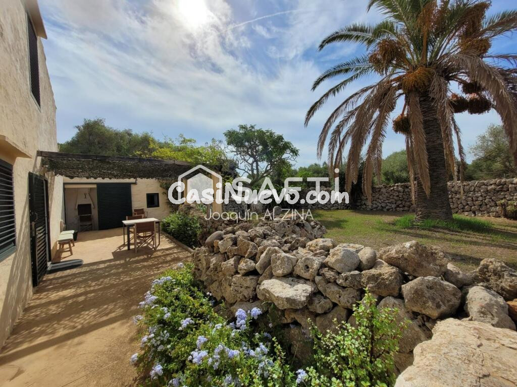 Encantadora casa de campo en Trebalúger con 2.396 m2 de terreno.