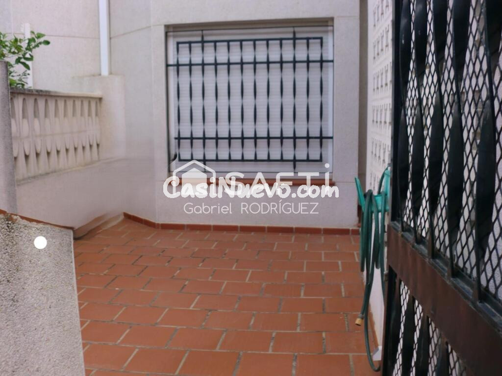 ¡Oportunidad en Urbanización Guadiana! Chalet adosado