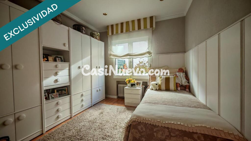 ¡Tu oasis en la ciudad: terraza, espacio y comodidad cerca del centro!