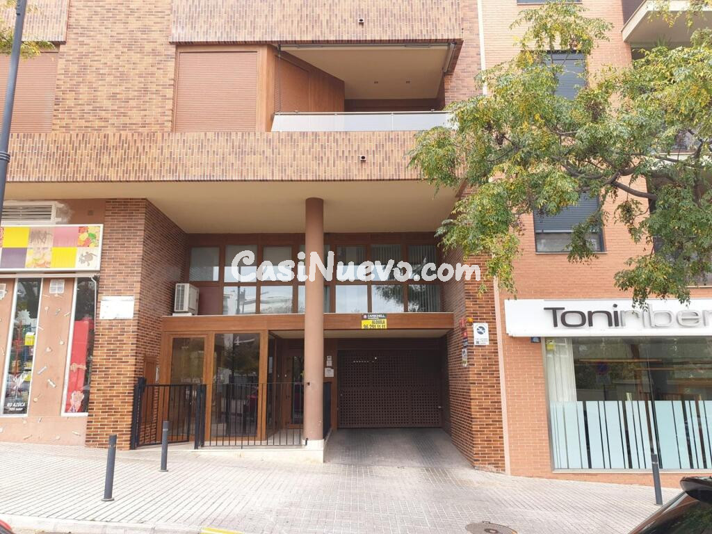 GARAJE EN EL AREA 20 DE ONTINYENT.