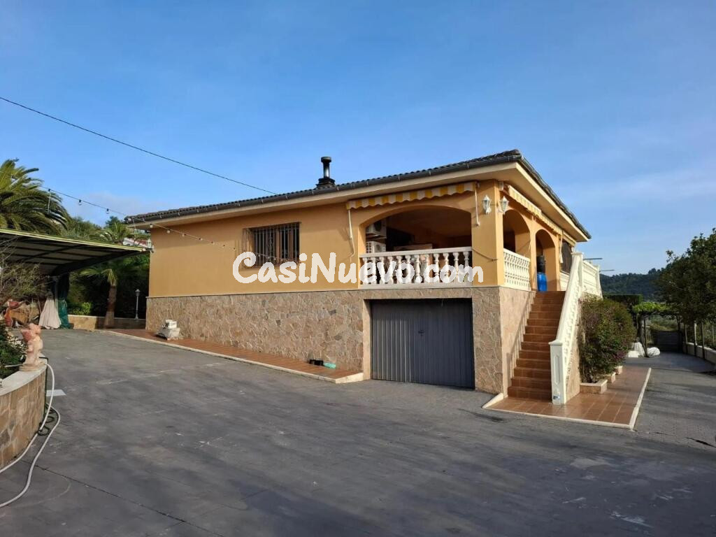 PRECIOSO CHALET EN BENILLUP