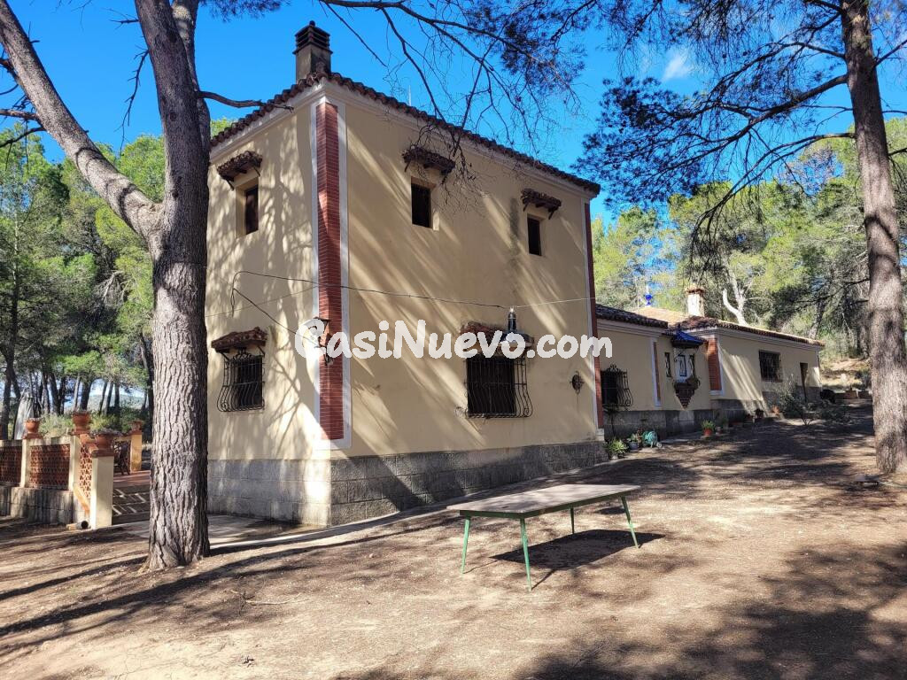 EXCELENTE OPORTUNIDAD!. FINCA AGRICOLA EN ONTINYENT CON GRAN VIVIENDA RENOVADA