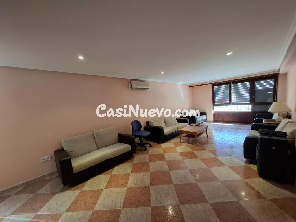 FANTASTICO PISO EN EL CORAZON DE ONTINYENT.