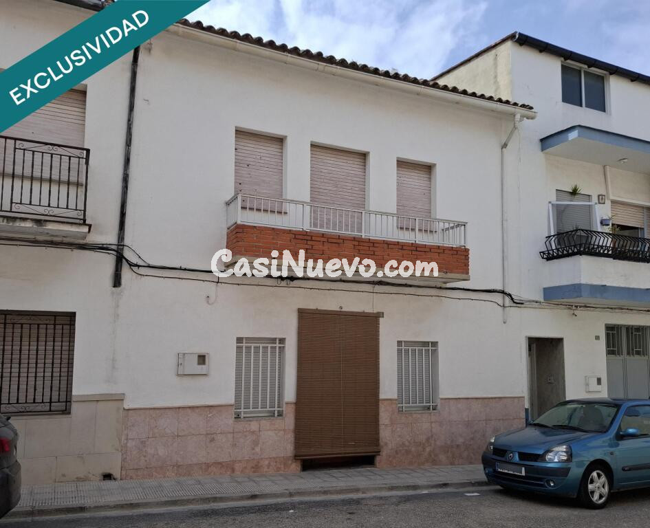 MAGNIFICA OPORTUNIDAD!. GRAN CASA EN LA POBLA DEL DUC