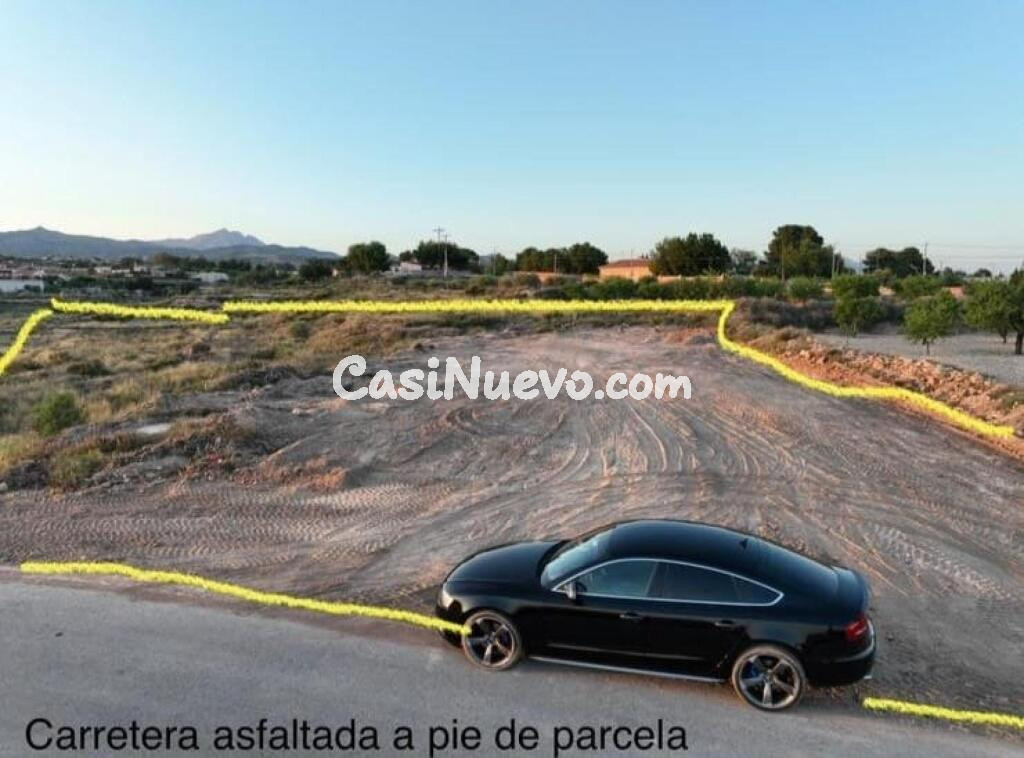 ¡Parcela urbanizable en El Moralet, Alicante: 16.200 m² para tu proyecto ideal!