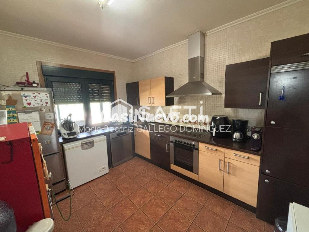 SE VENDE CASA PAREADA DE PLANTA BAJA EN SU TOTALIDAD EN GANADE - PONTEAREAS - PONTEVEDRA