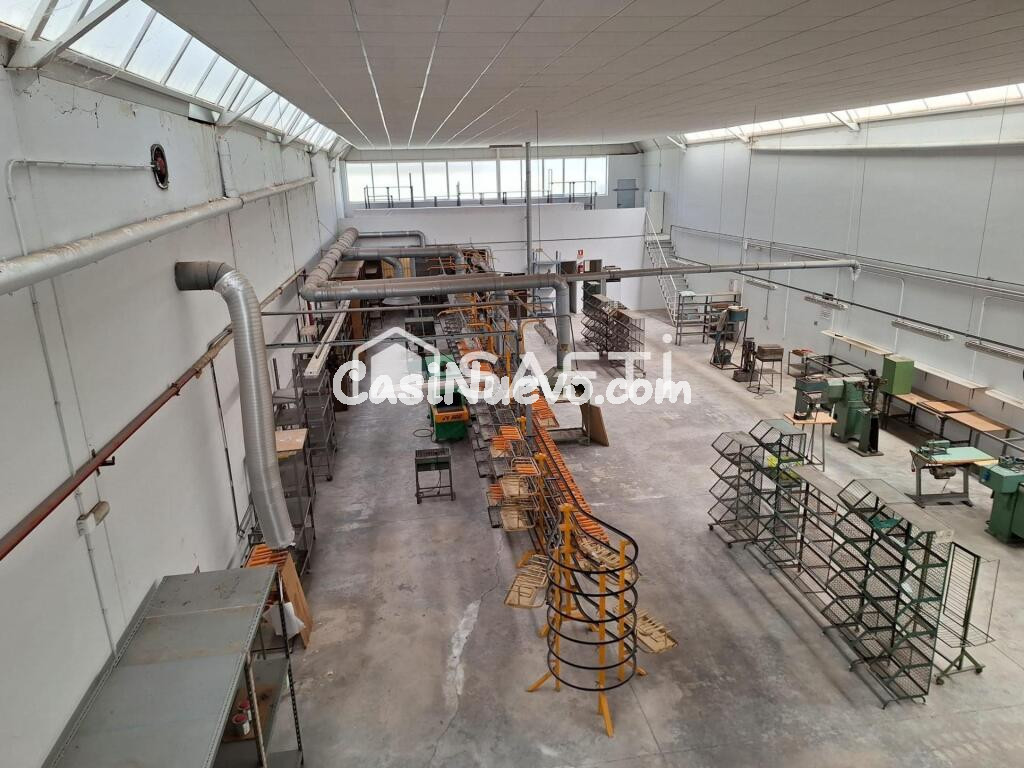 Nave industrial a la venta en El Rubial - 615 M² - Sin comision