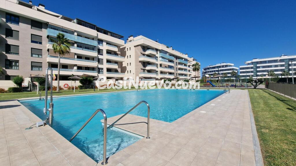 GRAN ATICO DE LUJO EN LA PLAYA DE LOS ALAMOS