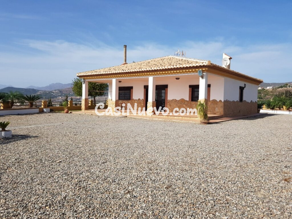 CORTIJO EN LAS ZORRERAS