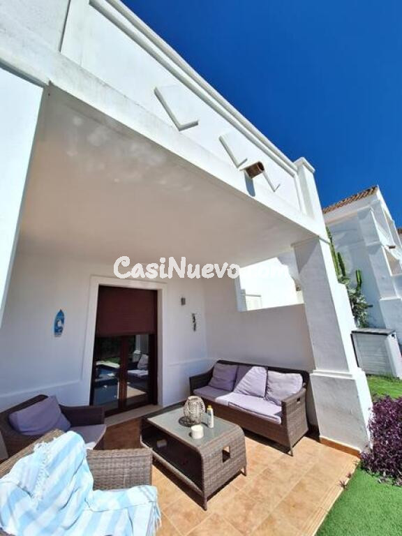 EN RESIDENCIAL TRANQUILO, PRECIOSO PAREADO CON PISCINA PRIVADA