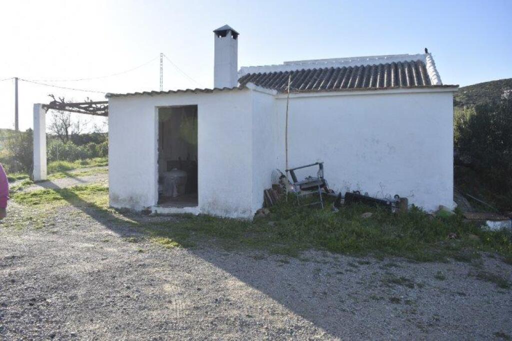 EN VENTA CASA CON TERRENO EN CASARES - foto 4