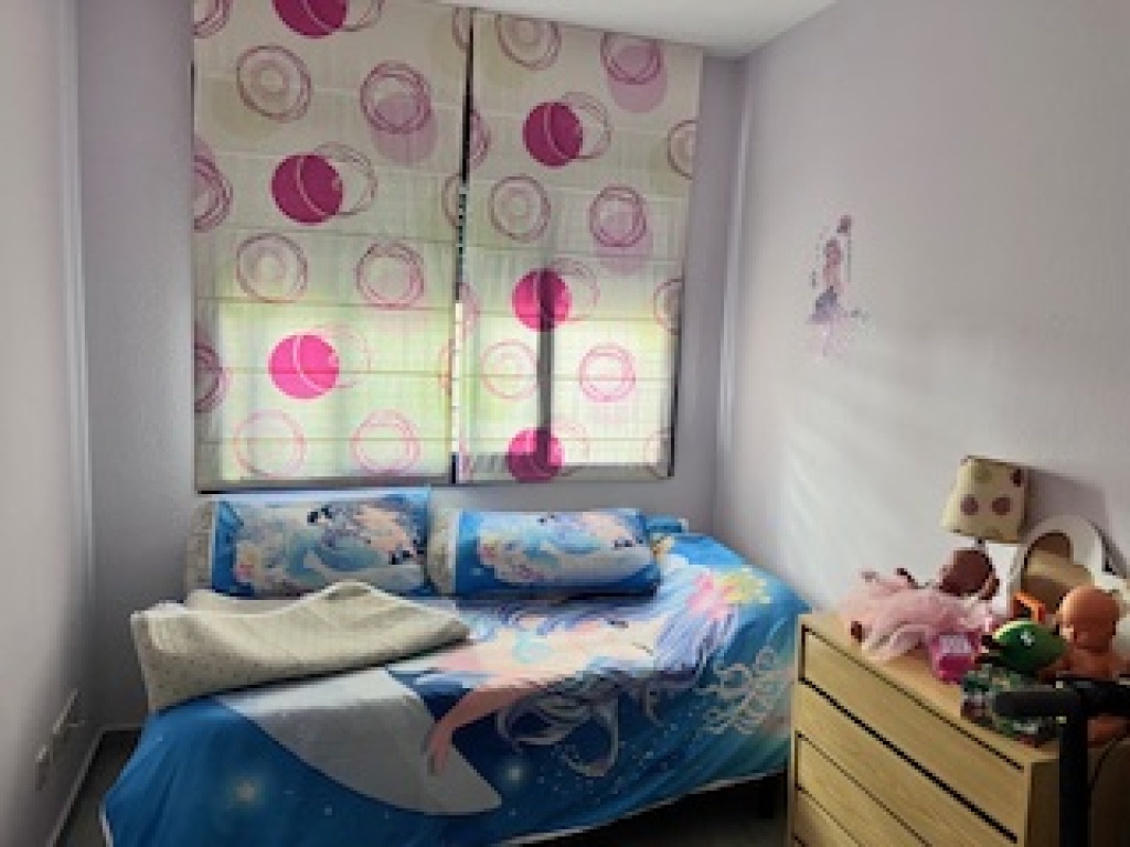 ESPECTACULAR PISO AMPLIO Y LUMINOSO CON TERRAZA, GARAJE Y TR - foto 6