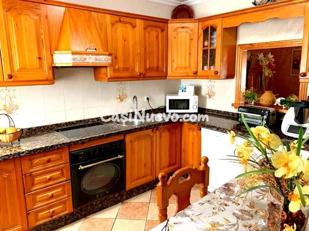 ESTUPENDA CASA EN MANILVA PUEBLO CON TODAS LAS COMODIDADES