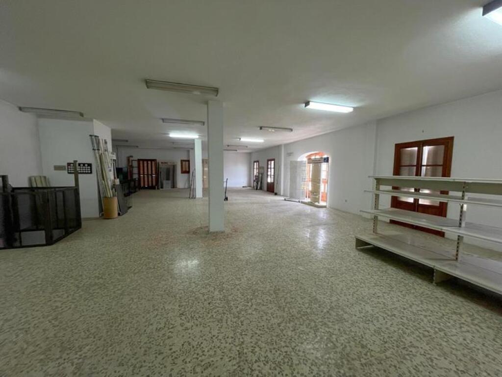 ¡INVERSORES, OPORTUNIDAD EN PLENO CENTRO DE ESTEPONA! NO LO  - foto 6