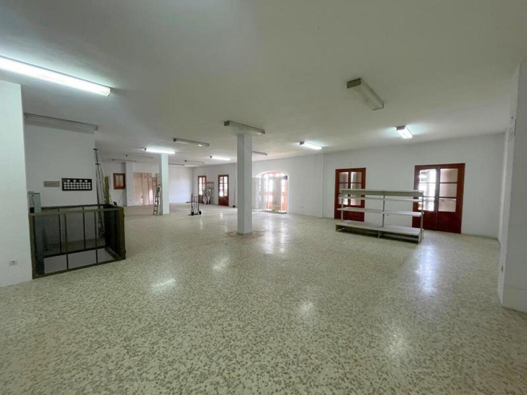 ¡INVERSORES, OPORTUNIDAD EN PLENO CENTRO DE ESTEPONA! NO LO  - foto 10