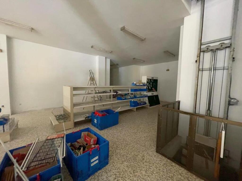 ¡INVERSORES, OPORTUNIDAD EN PLENO CENTRO DE ESTEPONA! NO LO  - foto 14