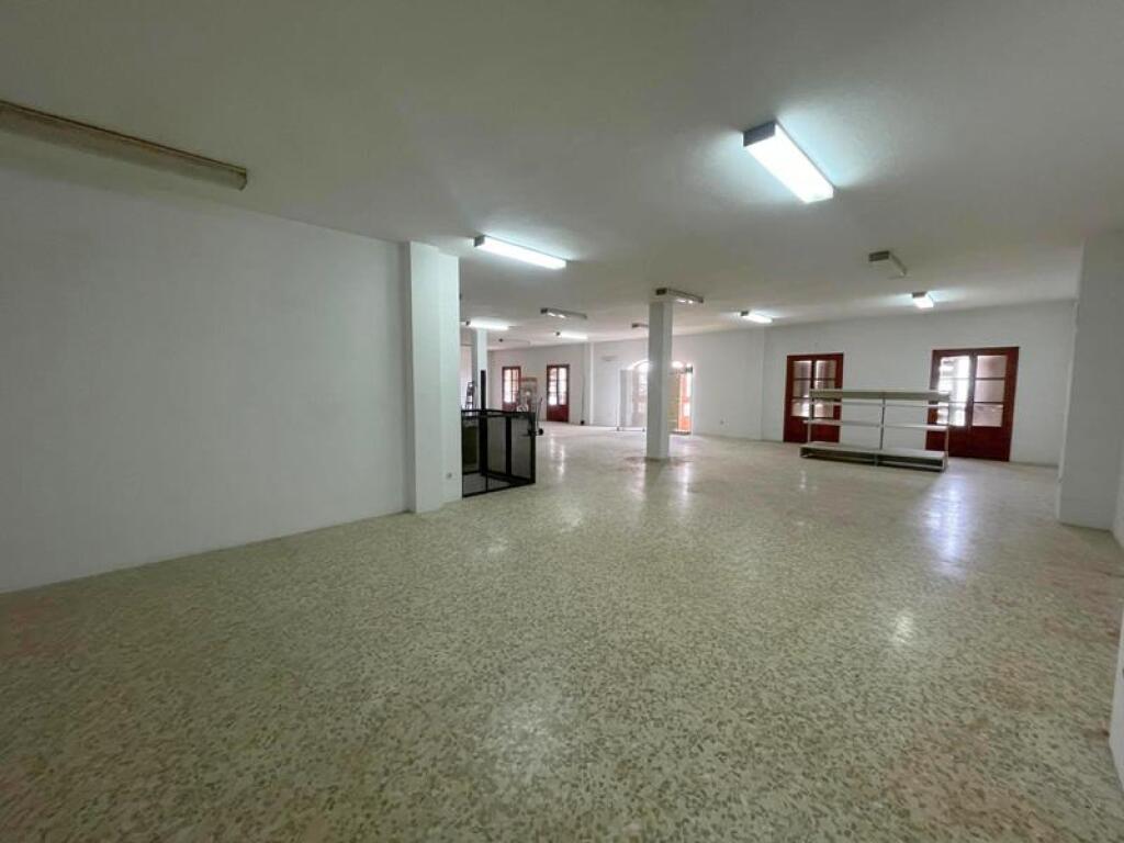 ¡INVERSORES, OPORTUNIDAD EN PLENO CENTRO DE ESTEPONA! NO LO  - foto 15