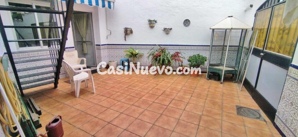 EN EL CASCO HISTÓRICO DE ESTEPONA, CASA CON ENCANTO A 10 MIN DE LA PLAYA