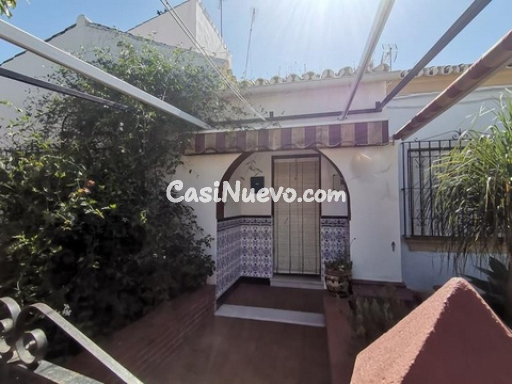 EN EL CASCO HISTÓRICO DE ESTEPONA, CASA CON ENCANTO A 10 MIN DE LA PLAYA